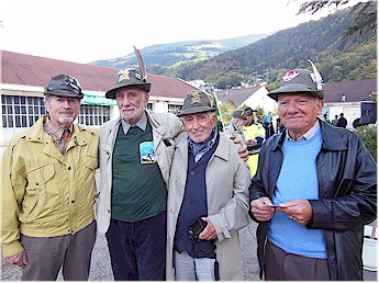 Renato Buselli con il Col. Potenza Vincenzo ed il Gen. Pievani Eros